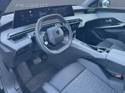 Photo 44 Peugeot 3008  Hybrid 136 e-DCS6