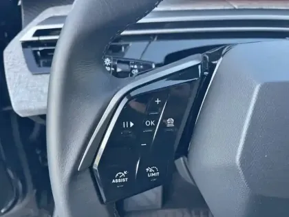 Photo 53 Peugeot 3008  Hybrid 136 e-DCS6