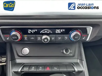 Photo 17 Audi Q3  40 TDI 190 ch S tronic 7 Quattro