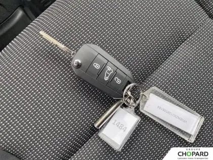 Photo 13 Peugeot Partner E- FOURGON M 800 KG 136 CH BATTERIE 54 KWH