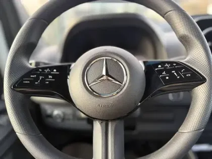 Photo 16 Mercedes Sprinter E CHASSIS CAB 420 43 4.0T RWD