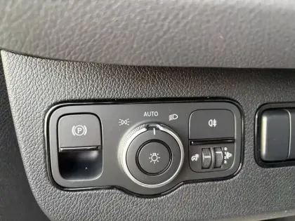 Photo 15 Mercedes Sprinter E CHASSIS CAB 420 43 4.0T RWD