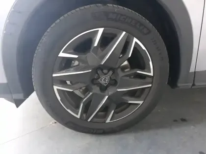 Photo 9 Peugeot 5008  Hybrid 136 e-DCS6