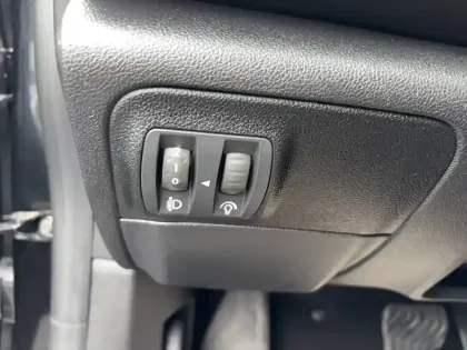 Photo 35 Renault Megane Mégane IV Estate Blue dCi 115 EDC - 21N