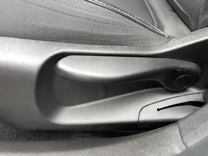 Photo 90 Renault Megane Mégane IV Estate Blue dCi 115 EDC - 21N