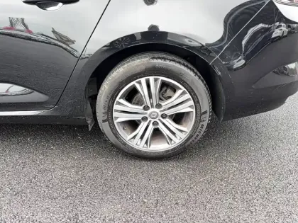 Photo 10 Renault Megane Mégane IV Estate Blue dCi 115 EDC - 21N