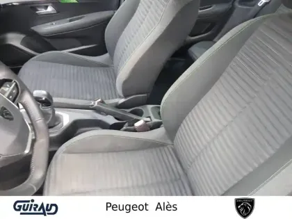 Photo 8 Peugeot 208  PureTech 75 S&S BVM5