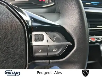 Photo 16 Peugeot 208  PureTech 75 S&S BVM5
