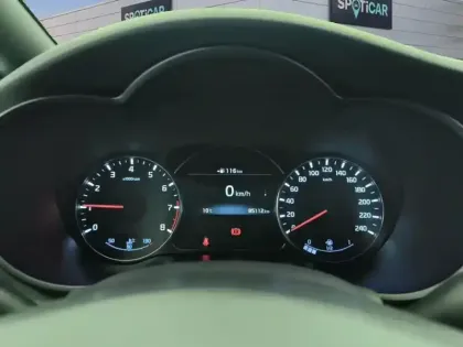 Photo 20 Kia Carens  1.6 GDi 135 ch ISG 7 pl Active