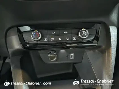 Photo 21 Opel Corsa  1.2 Turbo 100 ch BVA8