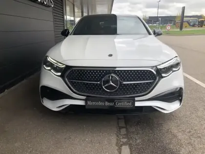 Photo 7 Mercedes Classe E 220 d 4MATIC AMG Line Berline