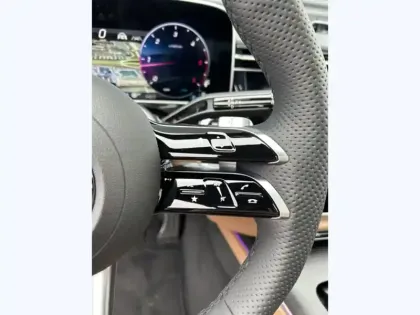 Photo 23 Mercedes Classe E Gén. VI (W214) Ph1 AMG Line 4