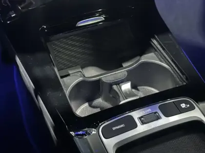 Photo 14 Mercedes Classe A 250 e AMG Line