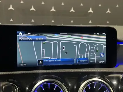 Photo 15 Mercedes Classe A 250 e AMG Line