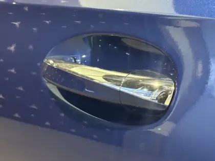 Photo 17 Mercedes Classe A 250 e AMG Line