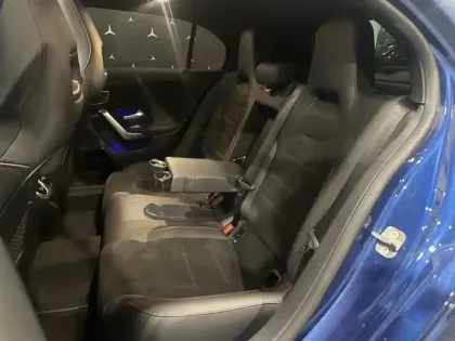 Photo 8 Mercedes Classe A 250 e AMG Line