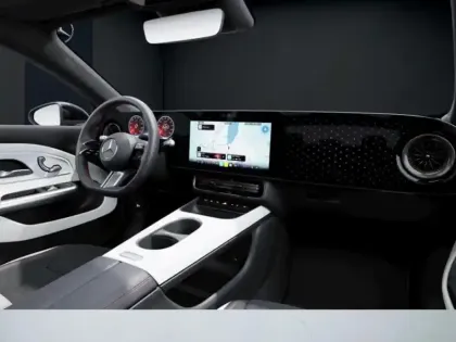 Photo 5 Mercedes CLA  250+ avec technologie EQ L