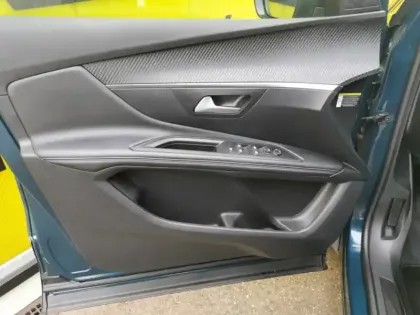 Photo 16 Peugeot 3008 Allure 1.5 BlueHDI 130 ch EAT8