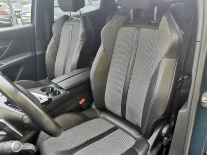 Photo 28 Peugeot 3008 Allure 1.5 BlueHDI 130 ch EAT8