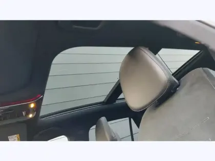 Photo 36 Mercedes Classe GLC GLC 300 e  Hybrid EQ 4MATIC 