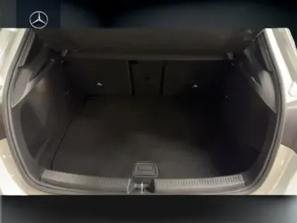 Photo 9 Mercedes Classe A 200 d AMG Line