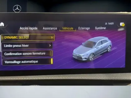 Photo 22 Mercedes Classe A 200 d AMG Line