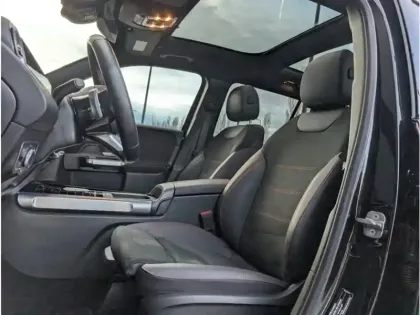 Photo 20 Mercedes GLB Gén. I (X247) Ph2 AMG Line 5