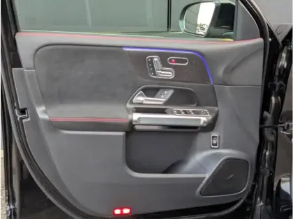 Photo 19 Mercedes GLB Gén. I (X247) Ph2 AMG Line 5