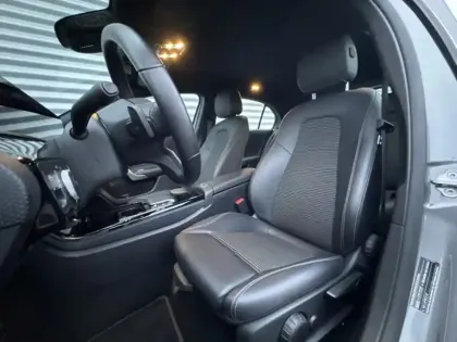 Photo 12 Mercedes Classe A Gén. IV (W177) Ph1 Progressive Line 5