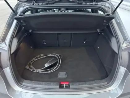 Photo 9 Mercedes Classe A Gén. IV (W177) Ph1 Progressive Line 5