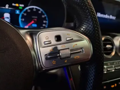 Photo 27 Mercedes Classe GLC GLC 300 de 4MATIC SUV AMG Line