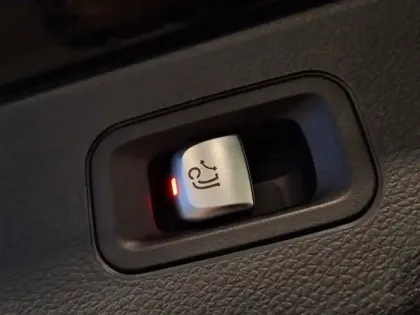 Photo 46 Mercedes Classe GLC GLC 300 de 4MATIC SUV AMG Line