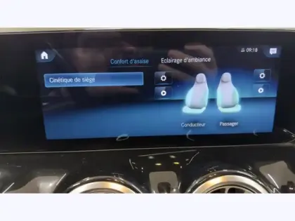 Photo 15 Mercedes GLA 220 d 4MATIC AMG Line