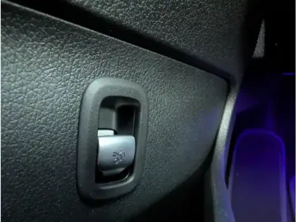 Photo 24 Mercedes Classe C Gén. V (W206) Ph1 AMG Line 4