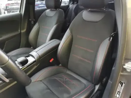 Photo 13 Mercedes Classe A 180 d Berline AMG Line 116 ch 