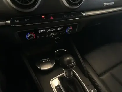 Photo 18 Audi A3 Gén. III Ph2 Design luxe 3