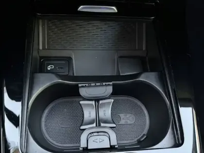 Photo 25 Mercedes CLA  250 e AMG Line