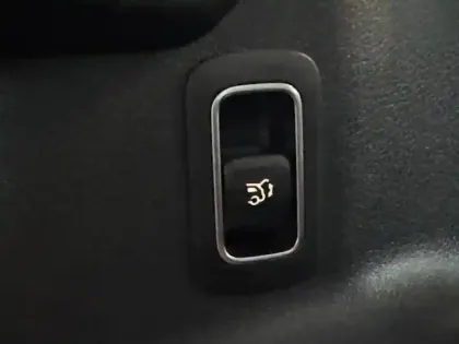 Photo 28 Mercedes GLB Gén. I (X247) Ph2 Progressive Line 5