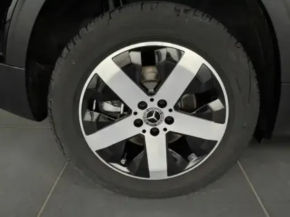 Photo 16 Mercedes GLB Gén. I (X247) Ph2 Progressive Line 5