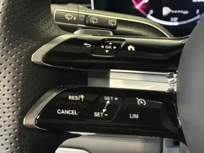 Photo 25 Mercedes GLE 350 de 4MATIC AMG Line