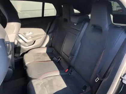 Photo 20 Mercedes CLA  250 e Hybrid EQ Shooting B