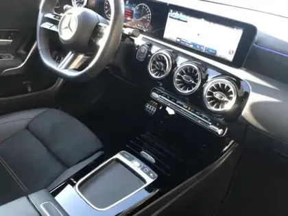 Photo 19 Mercedes CLA  250 e Hybrid EQ Shooting B