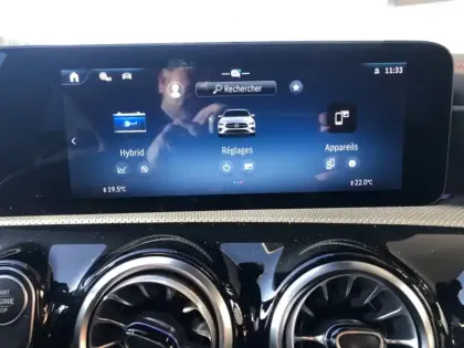 Photo 17 Mercedes CLA  250 e Hybrid EQ Shooting B