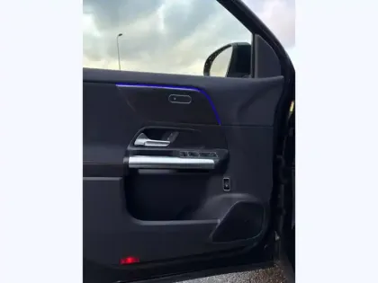 Photo 21 Mercedes GLA 200 d AMG Line