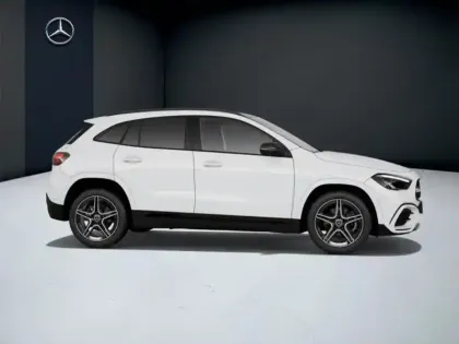 Photo 22 Mercedes GLA 200 d AMG Line