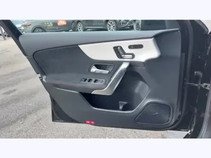 Photo 12 Mercedes Classe A 180 d 