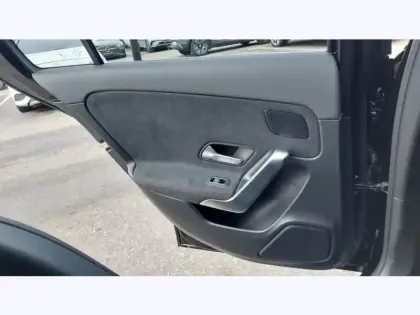 Photo 19 Mercedes Classe A 180 d 