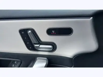 Photo 18 Mercedes Classe A 180 d 