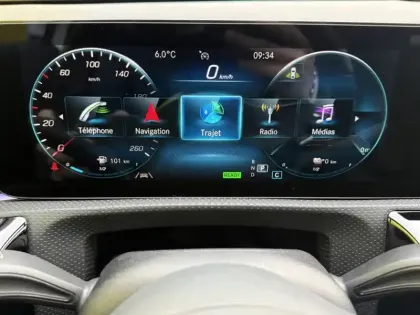 Photo 25 Mercedes Classe A Gén. IV (W177) Ph1 AMG Line 5