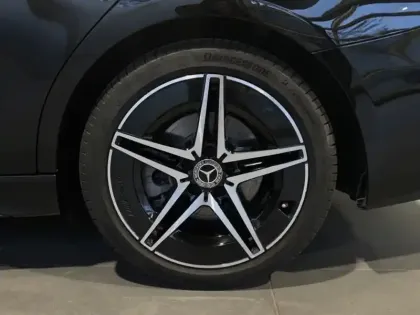 Photo 8 Mercedes Classe C  220 d Berline AMG Lin